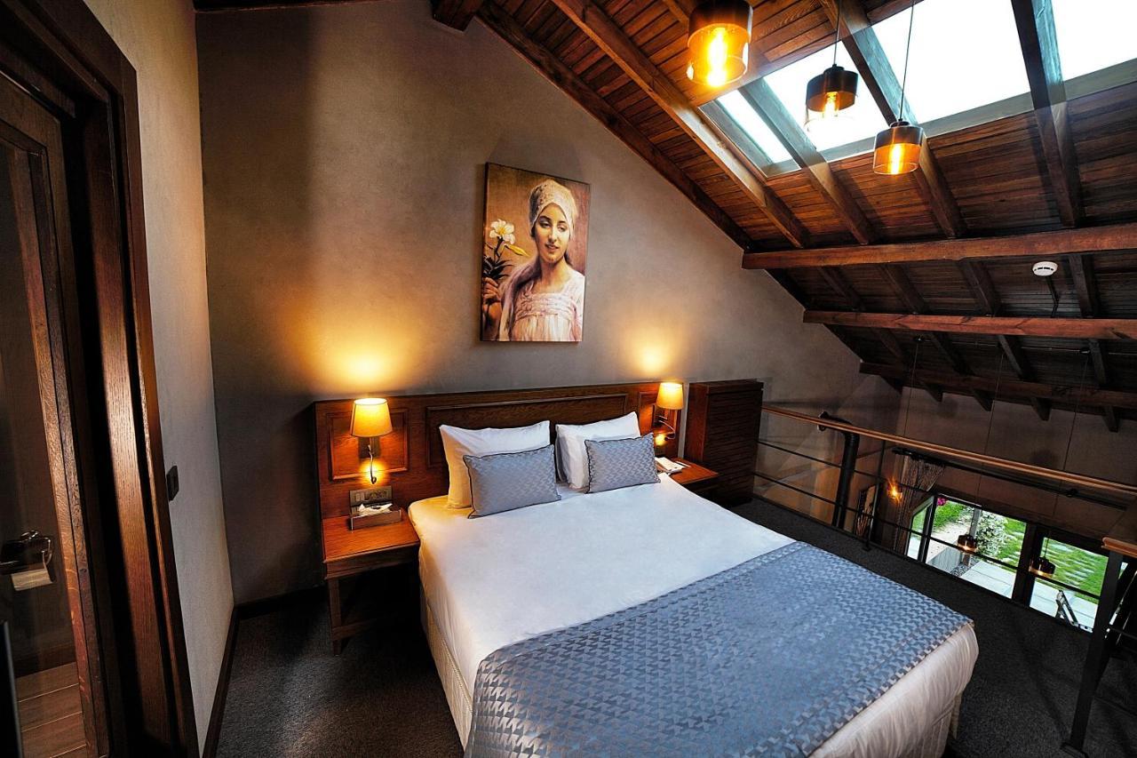 Triada Hotel Bueyuekada อดาลาร์ ภายนอก รูปภาพ