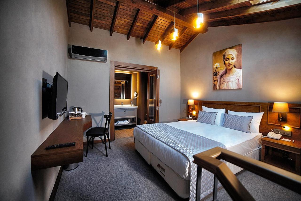 Triada Hotel Bueyuekada อดาลาร์ ภายนอก รูปภาพ